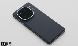 IQOO13手机最新爆料,性能怪兽来袭，全新爆料揭示极致体验！”